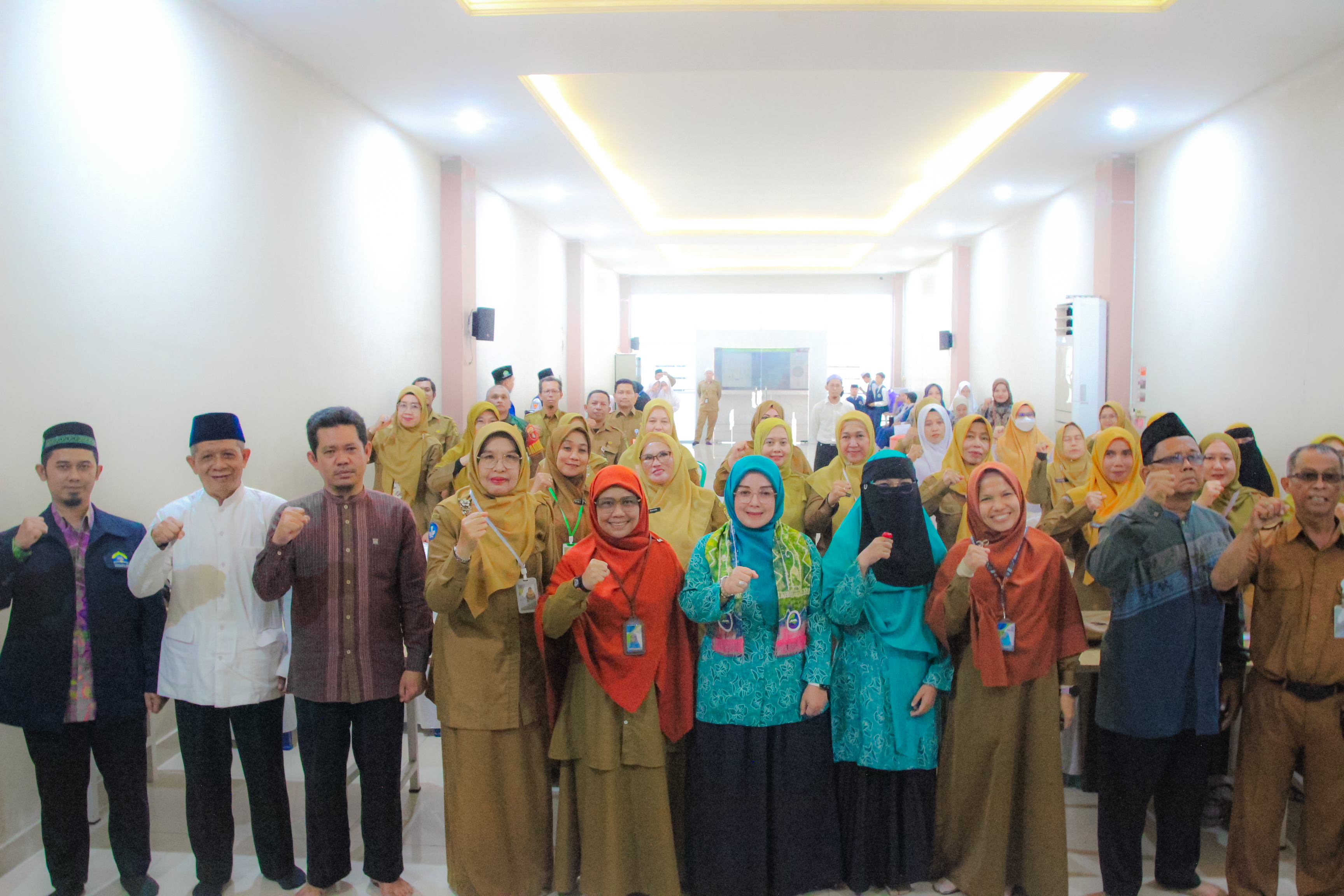 Pembinaan Lomba Sekolah Sehat Tingkat Provinsi oleh Ketua TP PKK Kota Banjarmasin, Ibu Hj. Nelly Listriani